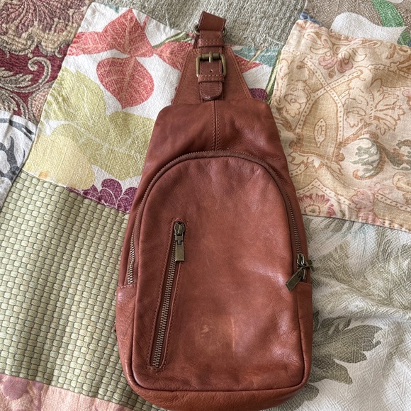 Brown Leather Sling Bag - Picture 4 of 6